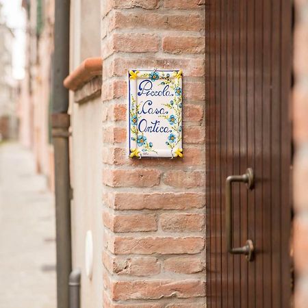 Ferienwohnung Piccola Casa Antica Ferrara Exterior foto